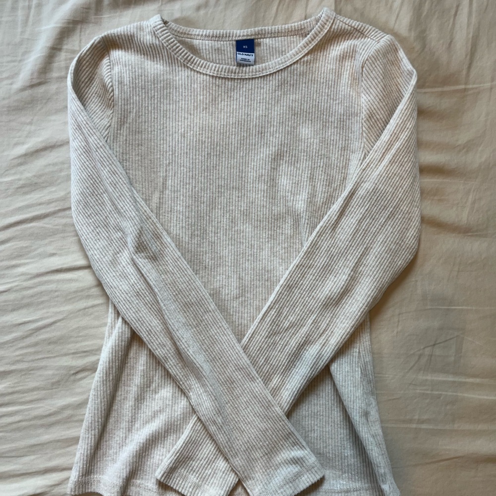 Old navy long sleeve!